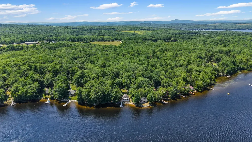 23 Sweet Fern Way Orland ME 04472