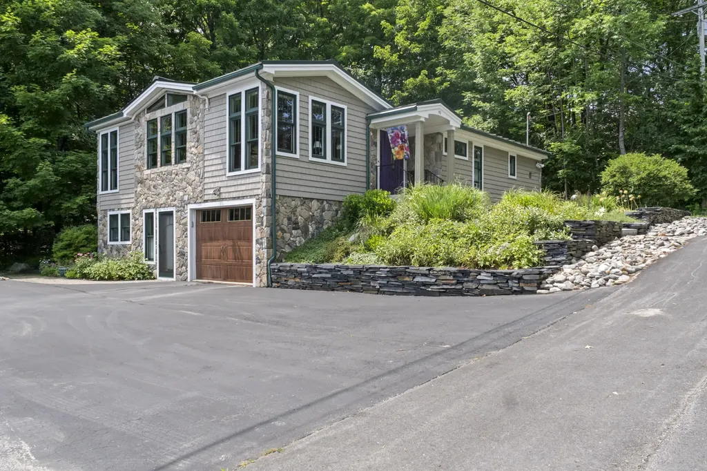 40 Coburn Avenue Skowhegan ME 04976