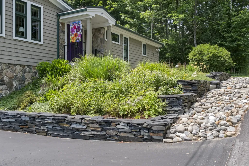 40 Coburn Avenue Skowhegan ME 04976