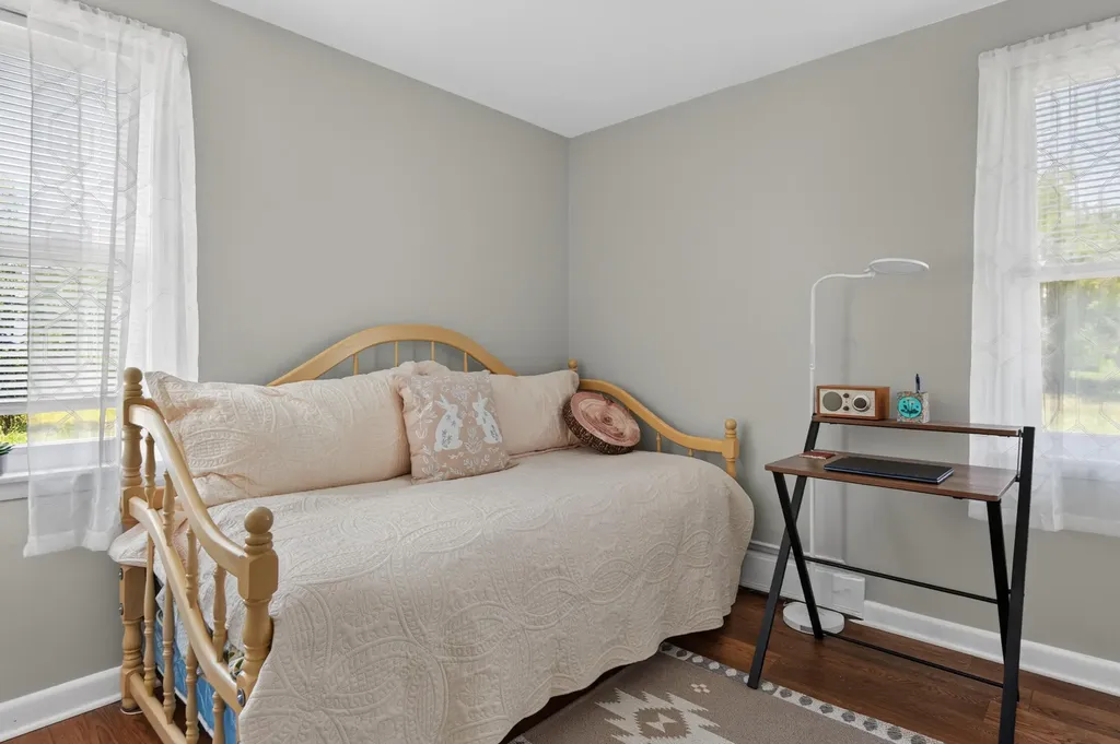 147 Rowe Avenue Portland ME 04102