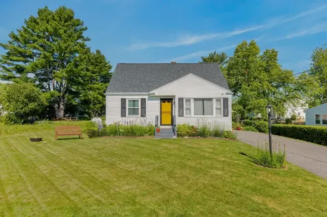 147 Rowe Avenue Portland ME 04102