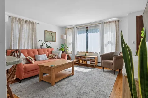 147 Rowe Avenue Portland ME 04102
