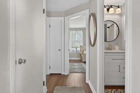 147 Rowe Avenue Portland ME 04102