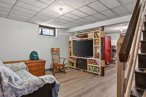 147 Rowe Avenue Portland ME 04102