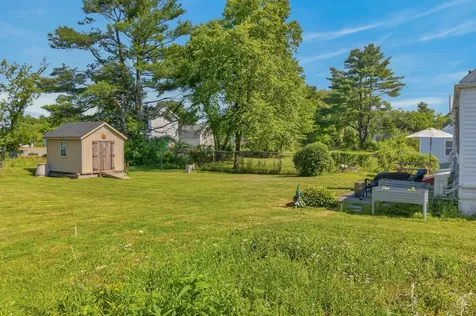 147 Rowe Avenue Portland ME 04102