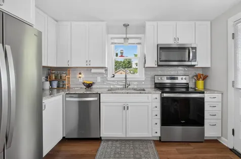 147 Rowe Avenue Portland ME 04102