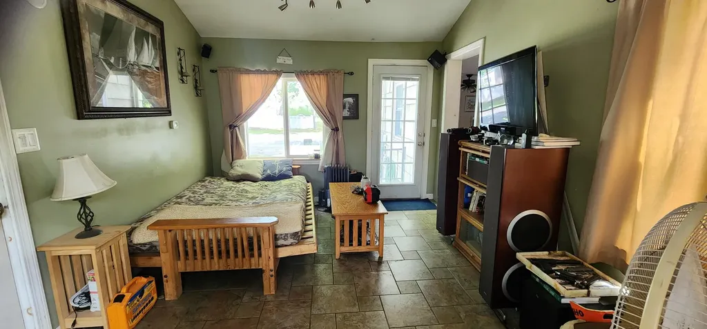 2 Pilgrim Road Westbrook ME 04092