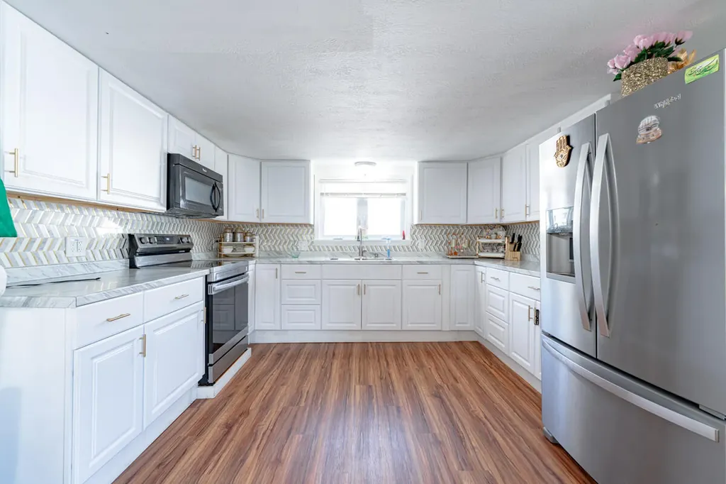 25 Green Street Saco ME 04072