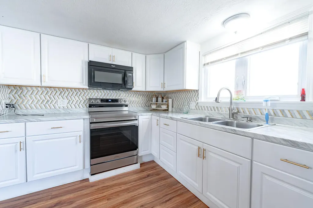 25 Green Street Saco ME 04072