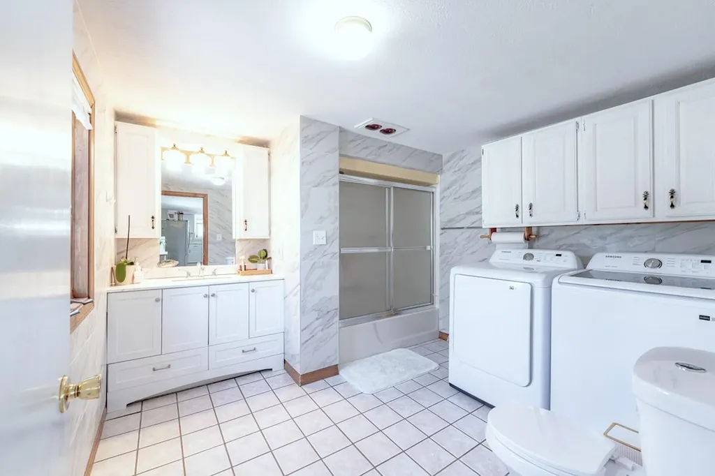 25 Green Street Saco ME 04072