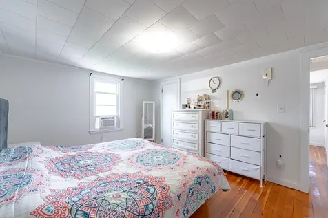 25 Green Street Saco ME 04072