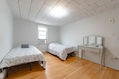 25 Green Street Saco ME 04072