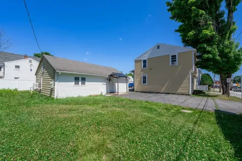 25 Green Street Saco ME 04072