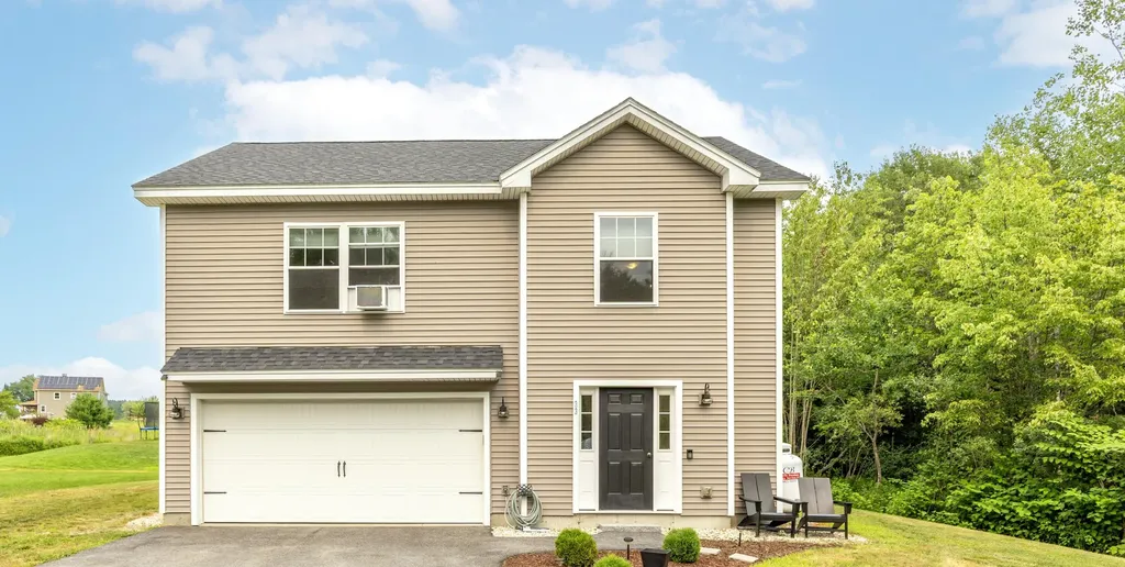 33 Gray Road Cumberland ME 04021