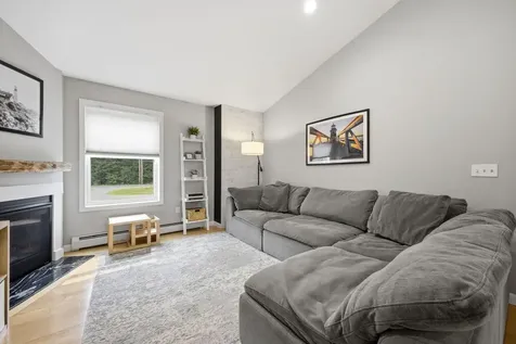 33 Gray Road Cumberland ME 04021