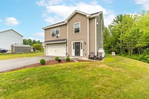 33 Gray Road Cumberland ME 04021