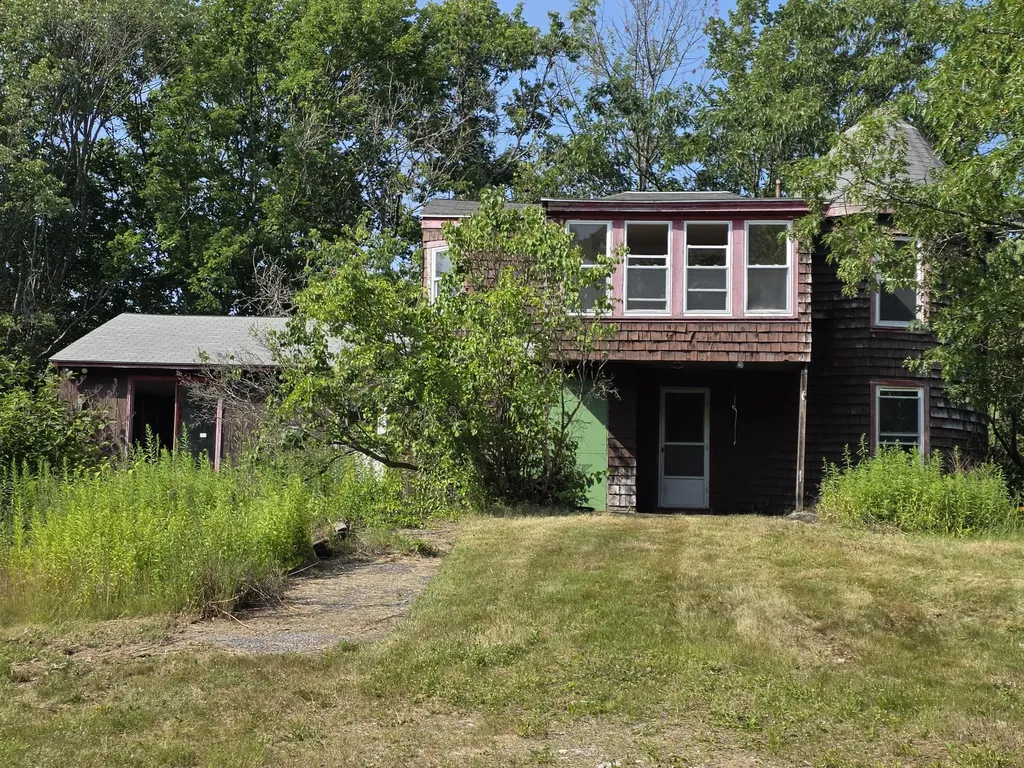 1040 Ocean Avenue Portland ME 04103