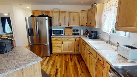 4360 Bennoch Road Alton ME 04468
