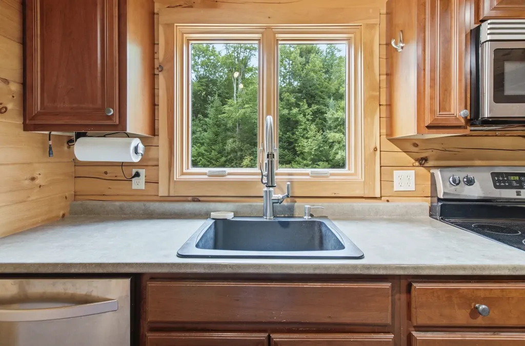 59 Glenwood Hill Road Brunswick ME 04011