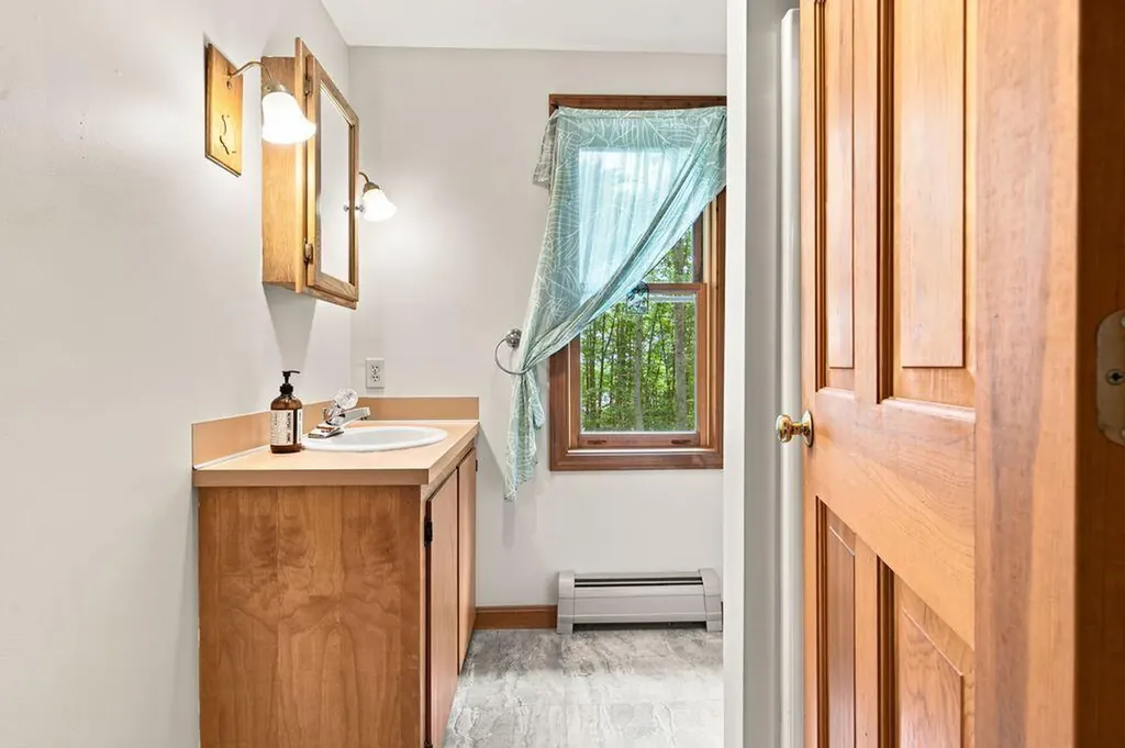 22 Wildridge Road Standish ME 04084