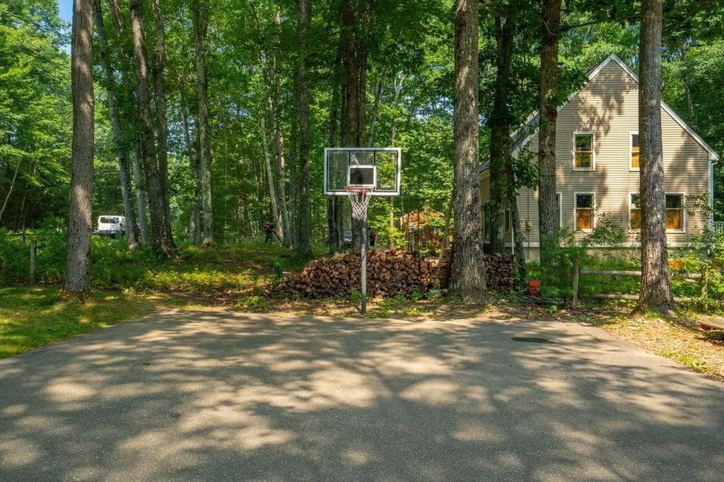 22 Wildridge Road Standish ME 04084