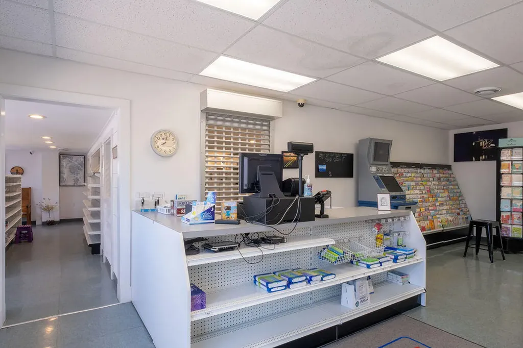 59 School Street Stonington ME 04681