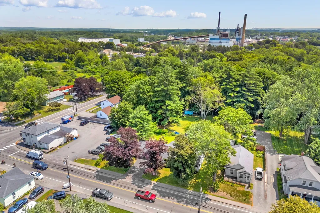 373 Bridge Street Westbrook ME 04092