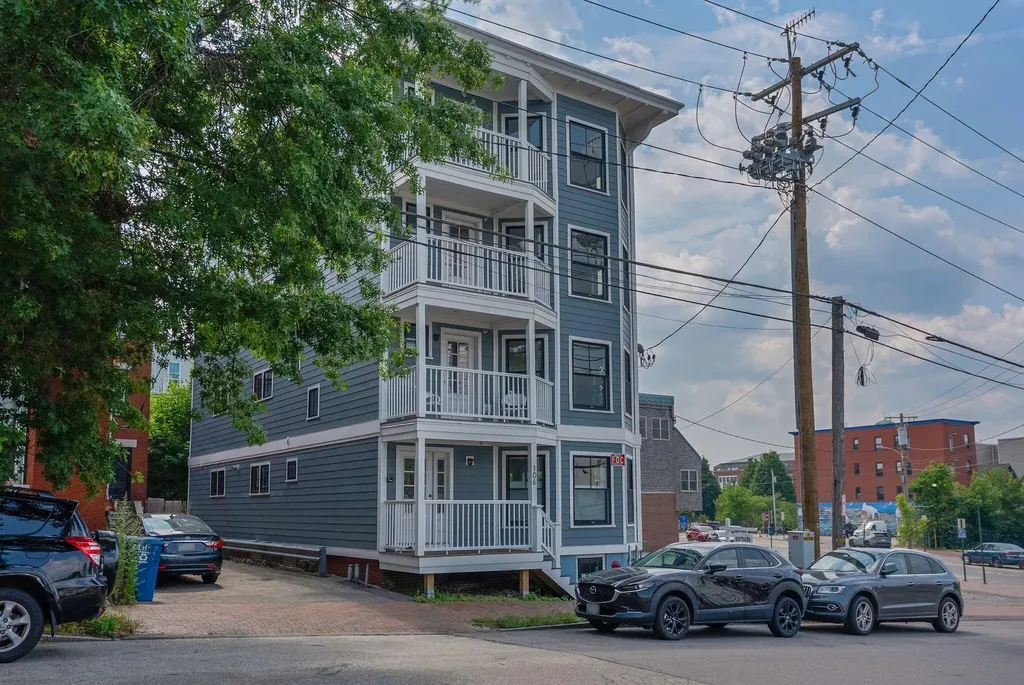 106 Cumberland Avenue Portland ME 04101