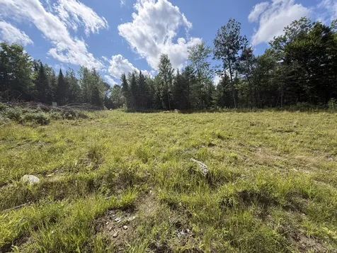 38 Monument Road Abbot ME 04406