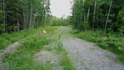 38 Monument Road Abbot ME 04406