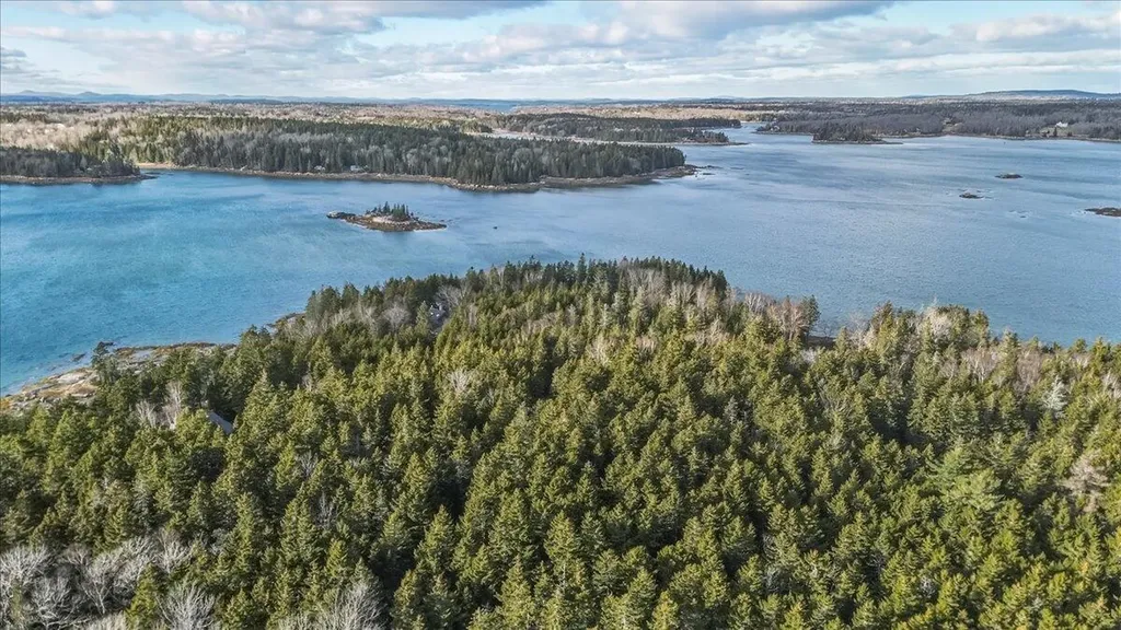 M3-2A Oceanville Road Stonington ME 04681