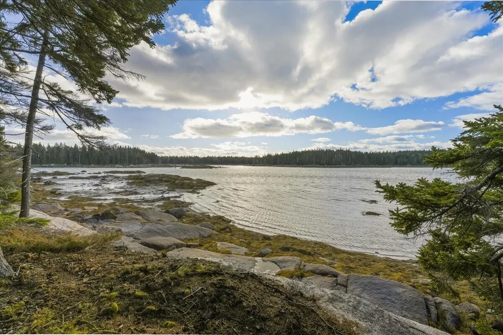 M3-2A Oceanville Road Stonington ME 04681