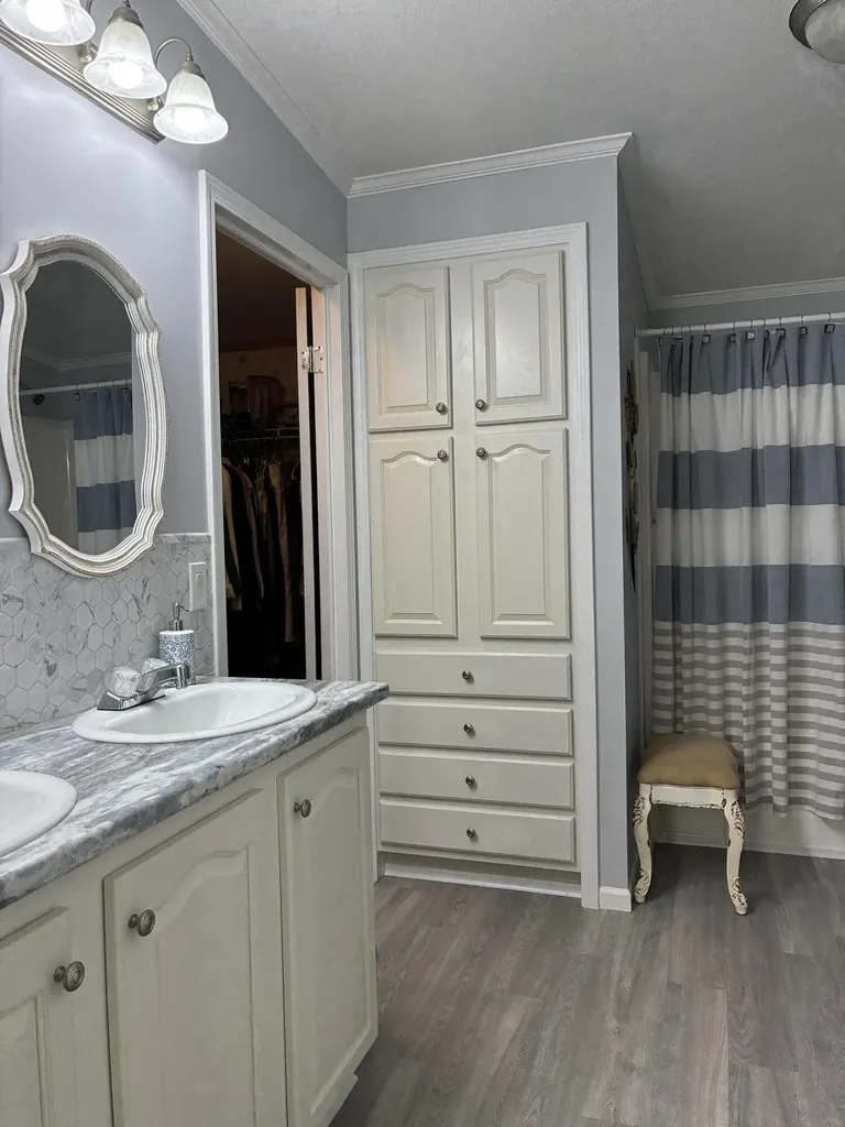 1 Karen Street Palmyra ME 04965