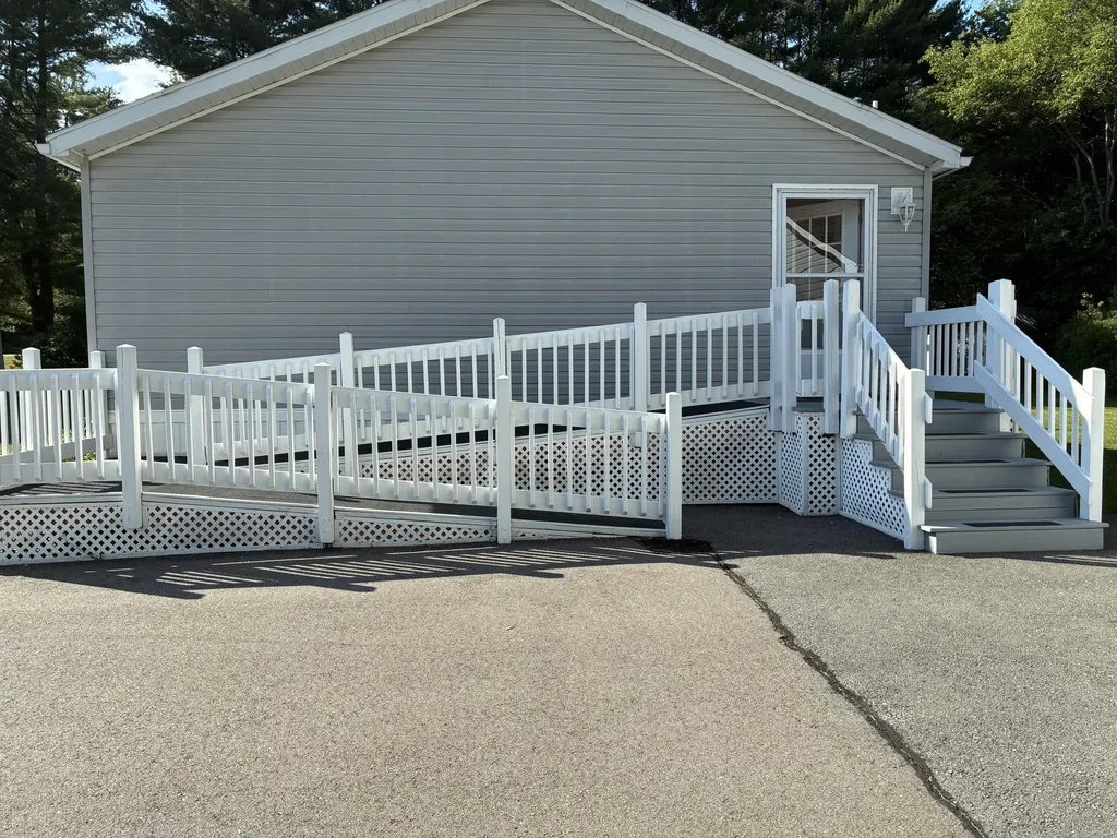 1 Karen Street Palmyra ME 04965