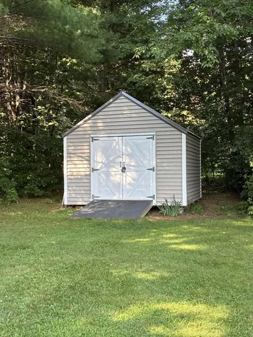 1 Karen Street Palmyra ME 04965