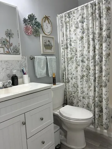 1 Karen Street Palmyra ME 04965