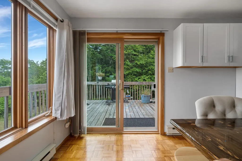 29 Valley Lane Sebago ME 04029