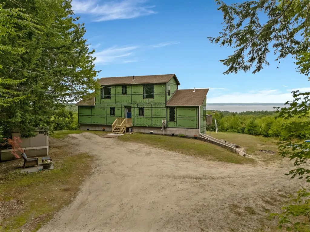29 Valley Lane Sebago ME 04029