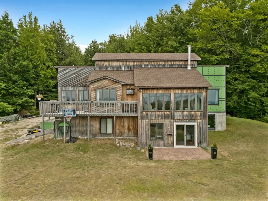 29 Valley Lane Sebago ME 04029