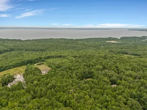 29 Valley Lane Sebago ME 04029