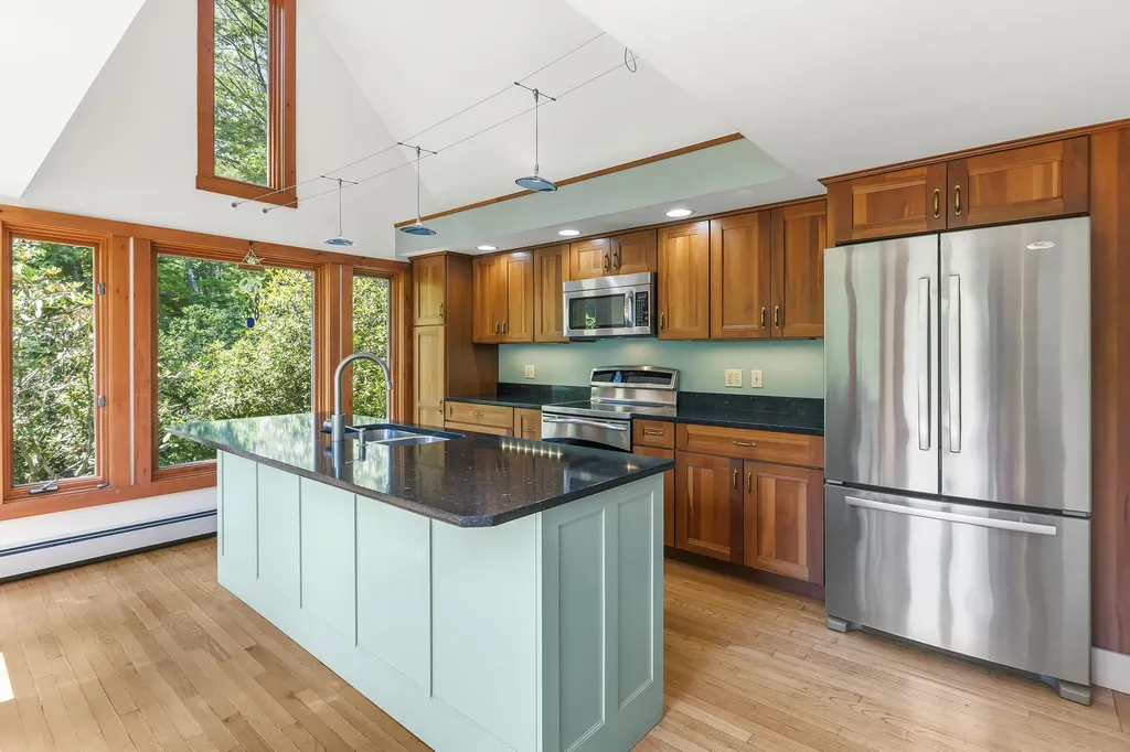 73 Langdon Road Wiscasset ME 04578