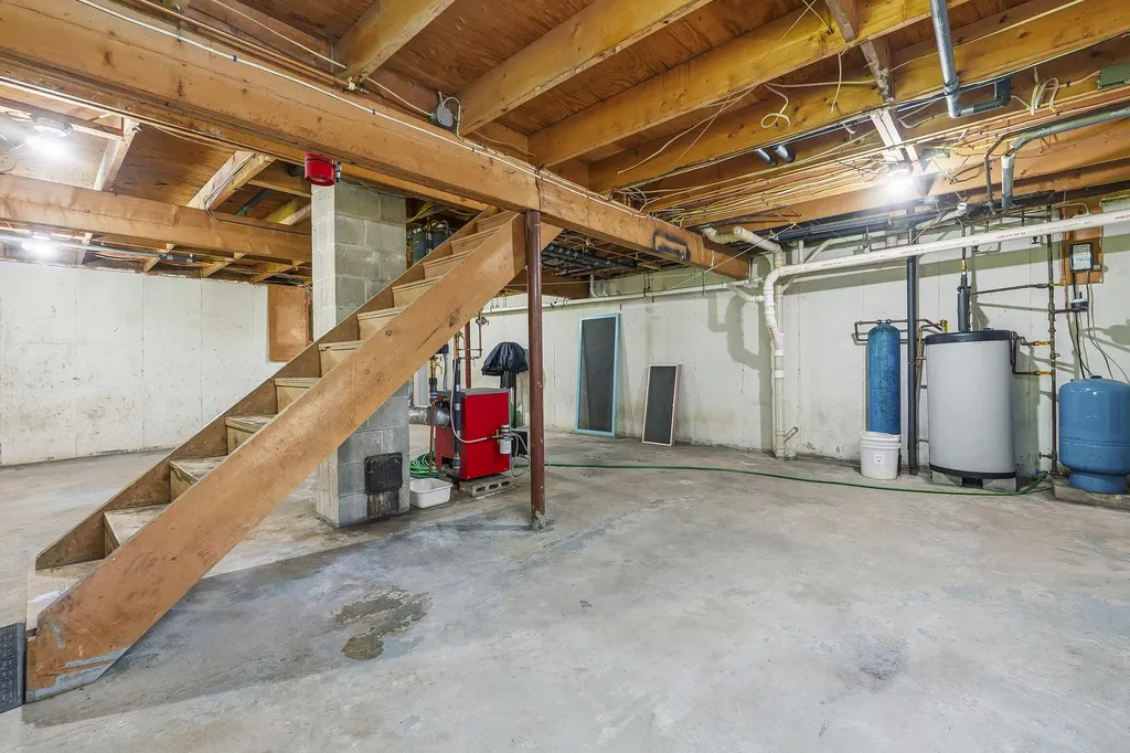 73 Langdon Road Wiscasset ME 04578