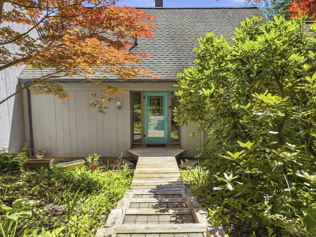 73 Langdon Road Wiscasset ME 04578