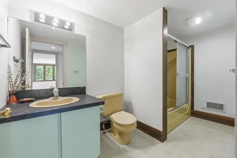 73 Langdon Road Wiscasset ME 04578