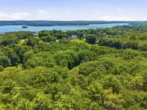 73 Langdon Road Wiscasset ME 04578
