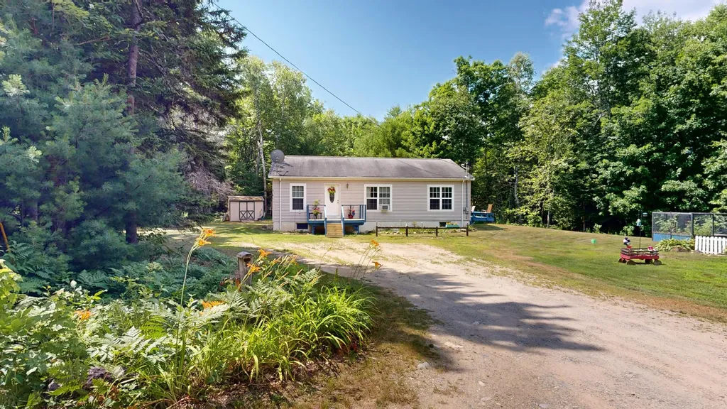 93 Hall Lane Appleton ME 04862