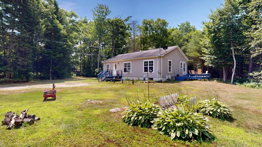 93 Hall Lane Appleton ME 04862