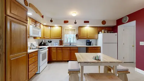 93 Hall Lane Appleton ME 04862