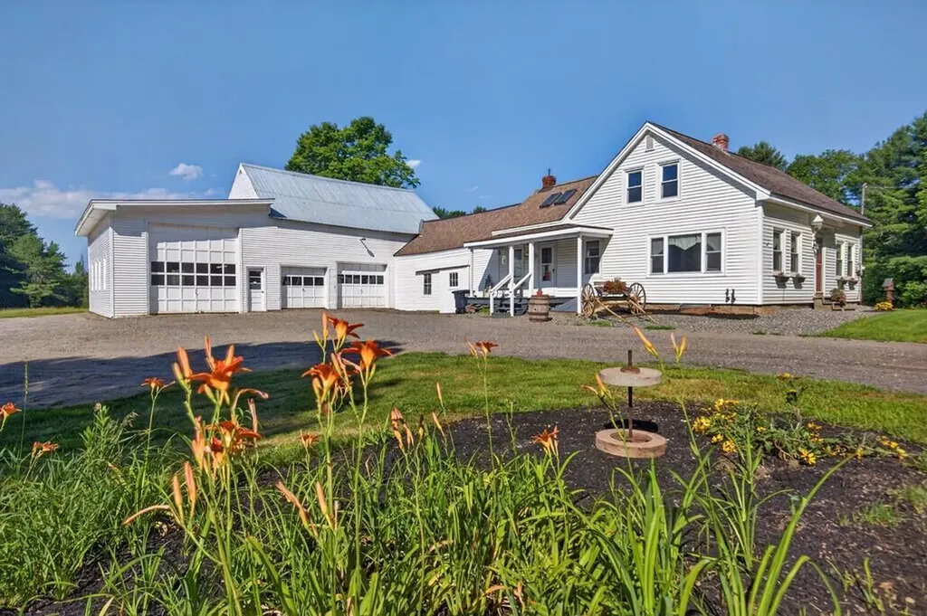 4368 Union Street Levant ME 04456