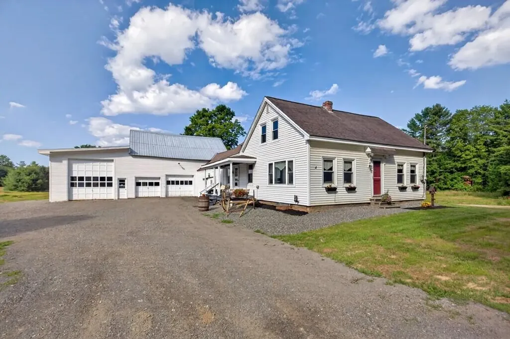 4368 Union Street Levant ME 04456